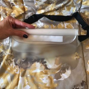 Waterproof fanny pack bag!!!! NEW!!!